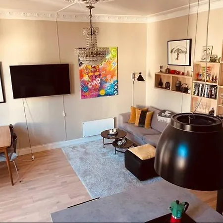 Spacious, Modern In Part Of Town *